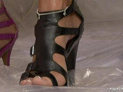 Isot tissit, Spermashotti, Luonnollinen, Sukkahousut, Pissata, Suihku, Kolmen kimppa, Märkä