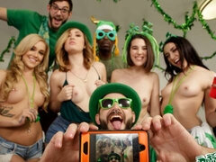 Culo, Da dietro, Gruppo, Sega, Hardcore, Orgia, Festa, Rasata