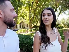 Αμερικάνος, Μεγάλος πούτσος, Μεγάλα βυζιά, Πίπα, Μελαχροινή, Ηδ, Καβάλημα, Φωνάζοντας