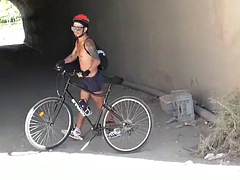 Přichyceni, Evropské, Gay, Hardcore, Latinské, Masturbace, Venku, Španělské