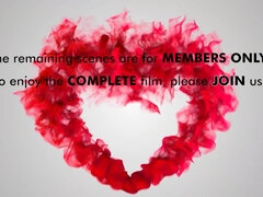 AGEDLOVE Steamy Milf Seduces Handy Guy