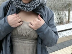 Besamung, Behaart, Öffentlich