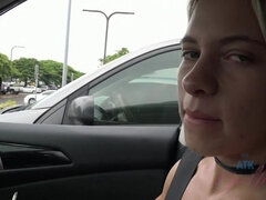 Amatéři, Pláž, Blondýna, Orgasmus, Venku, Drobounká, Piercing, Kouření