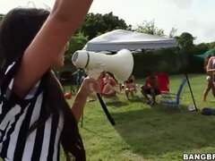 Outdoor Orgy with Big Breasts & Booties: Lizz Tayler, Jamie Valentine & Trinity St. Clair