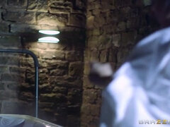 Bakom scenen, Stora tuttar, Svart, Blondin, Naturliga tuttar, Verklighet, Trekant