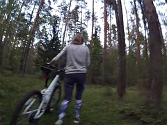 Lieveling, Grote lul, Bruinharig, Vriendin, Hardcore, Buiten, Tiener, Tieten likken