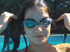 Cul à la bouche, Ex petite amie, Petite amie, De plein air, Petite femme, Piscine, Jarretelles, Sous marin