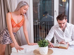 Grosser arsch, Grosser schwanz, Blondine, Hundestellung, Flexibel, Natürlichen titten, Jungendliche (18+), Titten