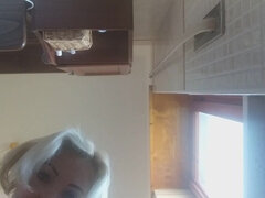 素人, お尻, ブロンド, 淫乱熟女, 一人, トイレ