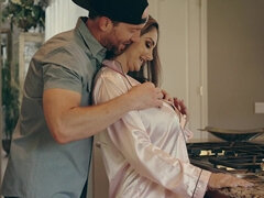 Gros seins, Brunette brune, Tir de sperme, Hard, Hd, Maman, Adolescente, Nénés