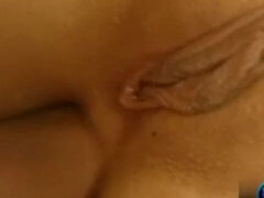 Anál, Dvojitá penetrace, Gangbang, Maďarské, Masturbace, Přírodní prsa, Pička, Vlhká