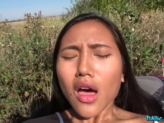 Asiatisk, Klassisk, Söt, Långt ner i halsen, Bröstvårtor, Orgasm, Utomhus, Pov