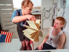 Duży tyłek, Obciąganie, Styl na pieska, Obciąganie, Mamuśka, Naturalne cycki, Rudowłosa, Pończochy