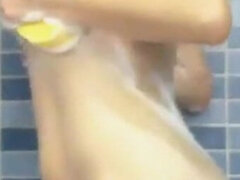 Amador amadora, Morena, Ducha chuveiro, Solo chão