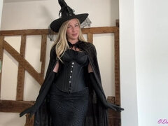 Dani the Witch Likes Them Plumpy