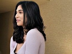 Teamskeet - Innocent Looking Reina Rae Gets Her Pussy Creampied On Her First Porn Scene