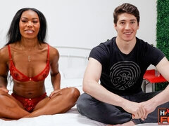 Schlafzimmer, Grosser arsch, Grosser schwanz, Grosse titten, Blasen, Hundestellung, Schwarz, Jungendliche (18+)