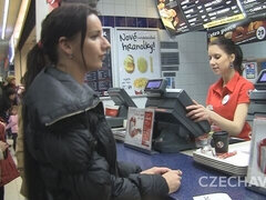 Popó, Cumizás, Gesztenyebarna, Kézimunka, Konyha, Nyilvános, Tini, Begyek