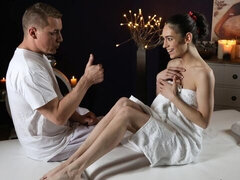 18, デカ尻, デカチン, フェラチオ, 茶髪の, バック, ティーン, オッパイの