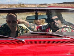 Gros cul, Grosse bite, Blonde, Sucer une bite, Voiture, En levrette, Mère que j'aimerais baiser, De plein air