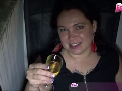 18 anni, Amatoriale, Culo grosso, Tette grandi, Cicciona, Pisello, Hardcore, Pisciando