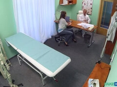 아마추어, 닥터, 도기스타일, 핑거링, 간호사, 사무실, 유니폼, 관음증이 있는 사람