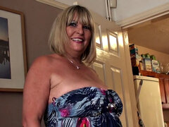 In den arsch, Arsch, Grosser arsch, Fesselspiele, Schwanz, Reif, Reife frau in den arsch, Milf