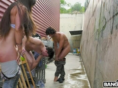 フェラチオ, バック, ハードコア, Hd, ラティーナ, 馬乗り, 剃毛, 三人