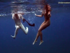 18 jahre, Grosse titten, Bulgarisch, Hd, Lesbisch, Pool, Jungendliche (18+), Unter wasser