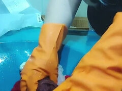 Velike joške, Zapri, Notranji izliv, Prstni, Tuširanje, Squirting, Tangice, Turkinja