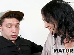 Kuřba, Brunetka, Puma, Hd, Dospelé, Ruskej, Nevlastná mama, Stockings