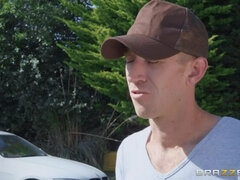 Rit, Škornji, Rjavolaska, Naravne joške, Zunaj, Muco, Resničnost, Najstnice