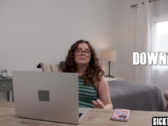 18, Duże cycki, Brunetka, Styl na pieska, Hardcore, Naturalne cycki, Rzeczywistość, Ssanie