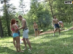 Anál, Vysokoškolačka, Na obličej, Skupina, Masturbace, Venku, Zrzavé, Tetování