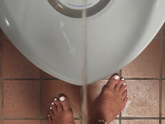 Amatööri, Vessa, Itsetyydytys, Pienikokoinen, Pissata, Soolo