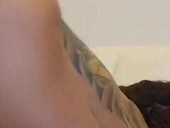 Amatør, Asiater, Stor rumpe, Kukk suging, Brunette, Par, Fitte, Tattovering