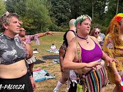 아메리카인, 항문, 그룹, 레즈비언, 흥청망청 놀기, 파티, 공개적인, 스트랩