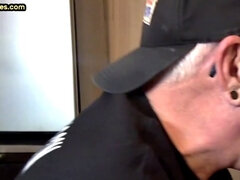 Amatoriale, Pompino, Gola profonda, Gay, Occhiali, Sega, Matura, Punto di vista pov