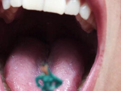 Ερασιτέχνης, Χοντρή γυναίκα, Μεγάλος κώλος, Η κοπέλα μου, Φυσικά βυζιά, Μόνος