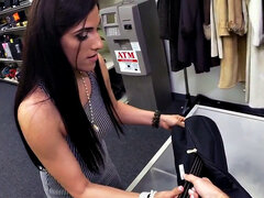 Pawnshop amateur babe sucks Big White Cock in office for money