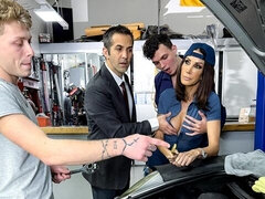 Hatalmas hátsó, Monumentális dákó, Tekintélyes didik, Cumizás, Kutya póz, Érett feleség, Begyek