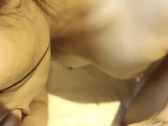 18 ans, Amateur, Asiatique, Sucer une bite, Éjaculation interne, Tir de sperme, Hôtel, Pov
