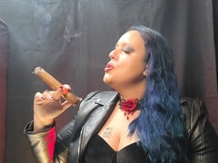 Amatoriale, Bella grossa formosa, Lingerie, Matura, Mamma che vorrei scoparmi, Fumando   smoking, Solo