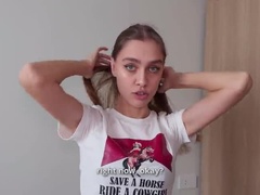 18 ans, Grosse bite, Sucer une bite, Tir de sperme, Conversation vulgaire, Fait maison, Pov, Épouse