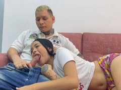 18 anos, Amador amadora, Baixinhoa, Cavalgar, Tabu, Tatuagem, Adolescente