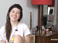 Bundão, Peitos grandes, Morena, Maduroa, Mãe gostosa, Solo chão, Adolescente