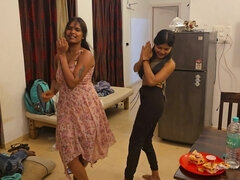 Tejaswini Prabhakar Pratibha Soni Enjoy the Complete Masti Dance