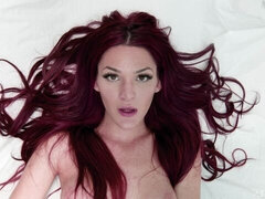 18 jaar, Kont, Vingeren, Roodharige vrouw, Mager, Alleen, Tiener, Tieten likken