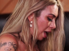 큰 가슴, 오랄섹스, 도기스타일, Hd, 보지