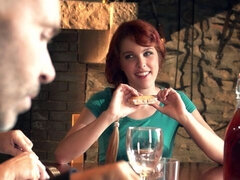 Toccando, Spalancato, Cucina, Solo, Ragazza, Tette, Giochi, Bagnata